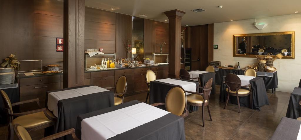 Balneario Font Vella- Adults Only Hotel Sant Hilari Sacalm Bagian luar foto