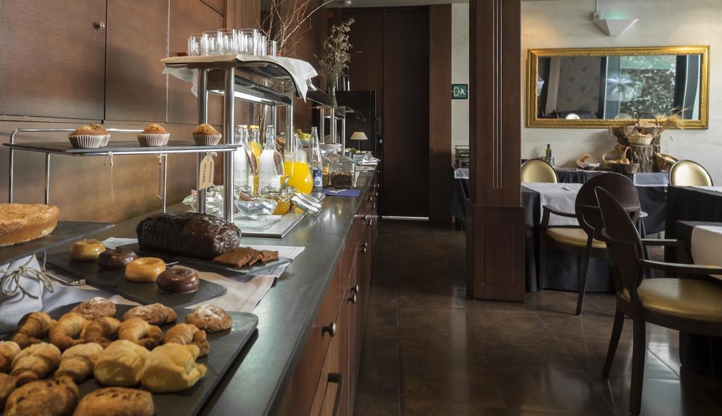Balneario Font Vella- Adults Only Hotel Sant Hilari Sacalm Bagian luar foto